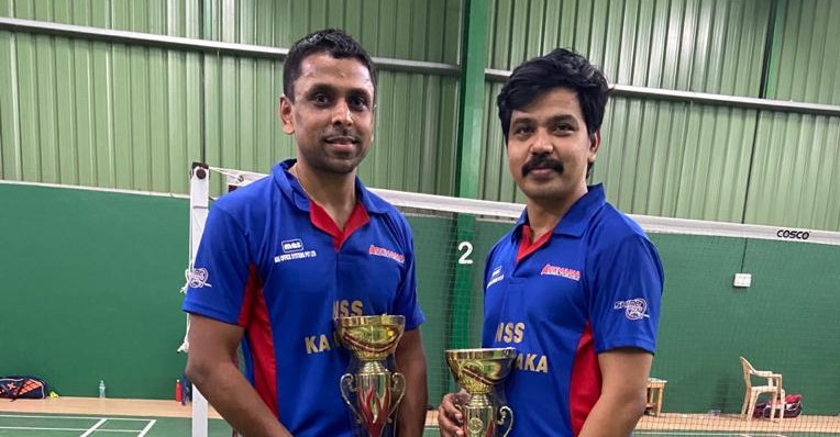 Mphasis Datalytyx’s Krishnakumar Nair takes the 1st place NSSK  Mannam Badminton Trophy